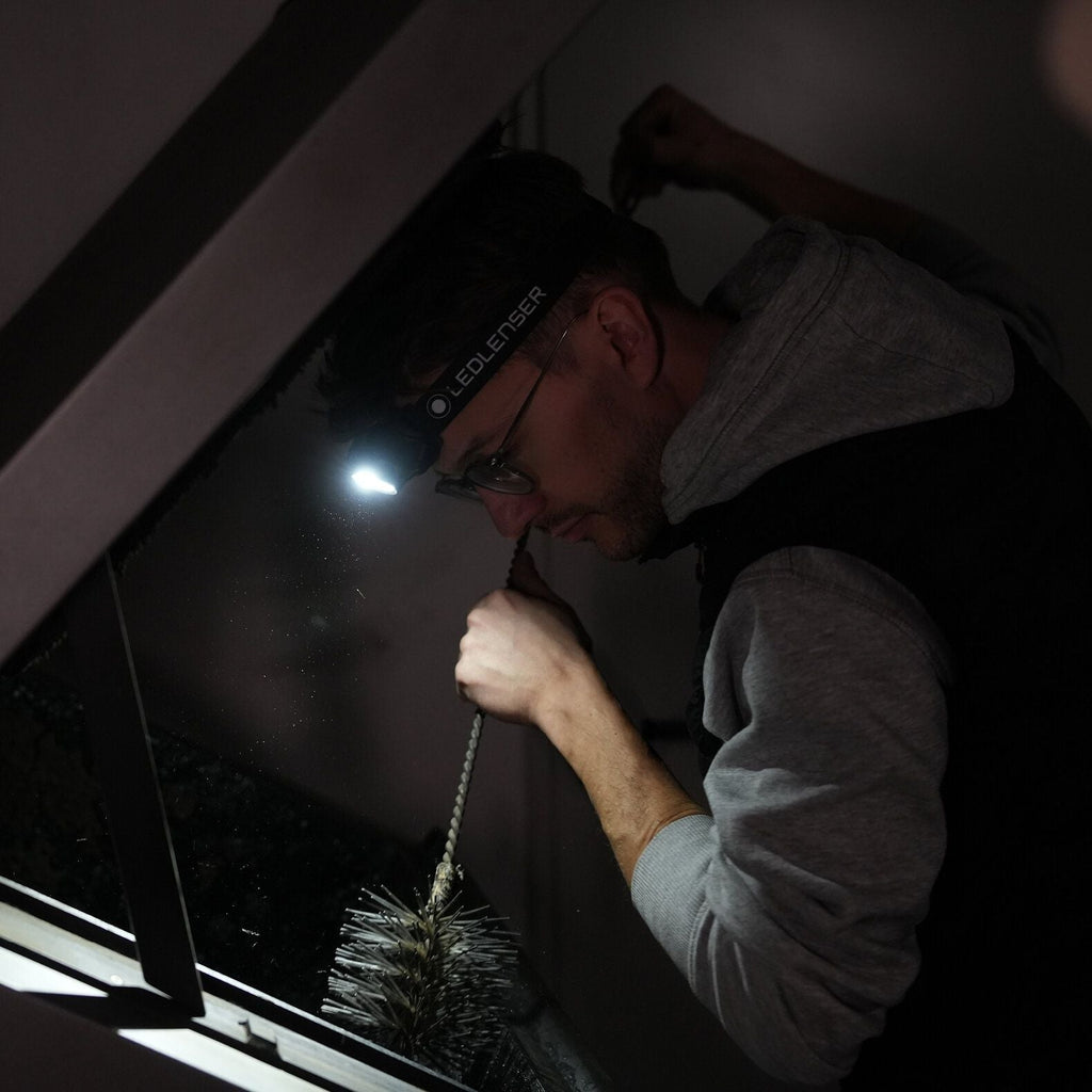 PRE-ORDER | HF7R Black Headlamp – image 2