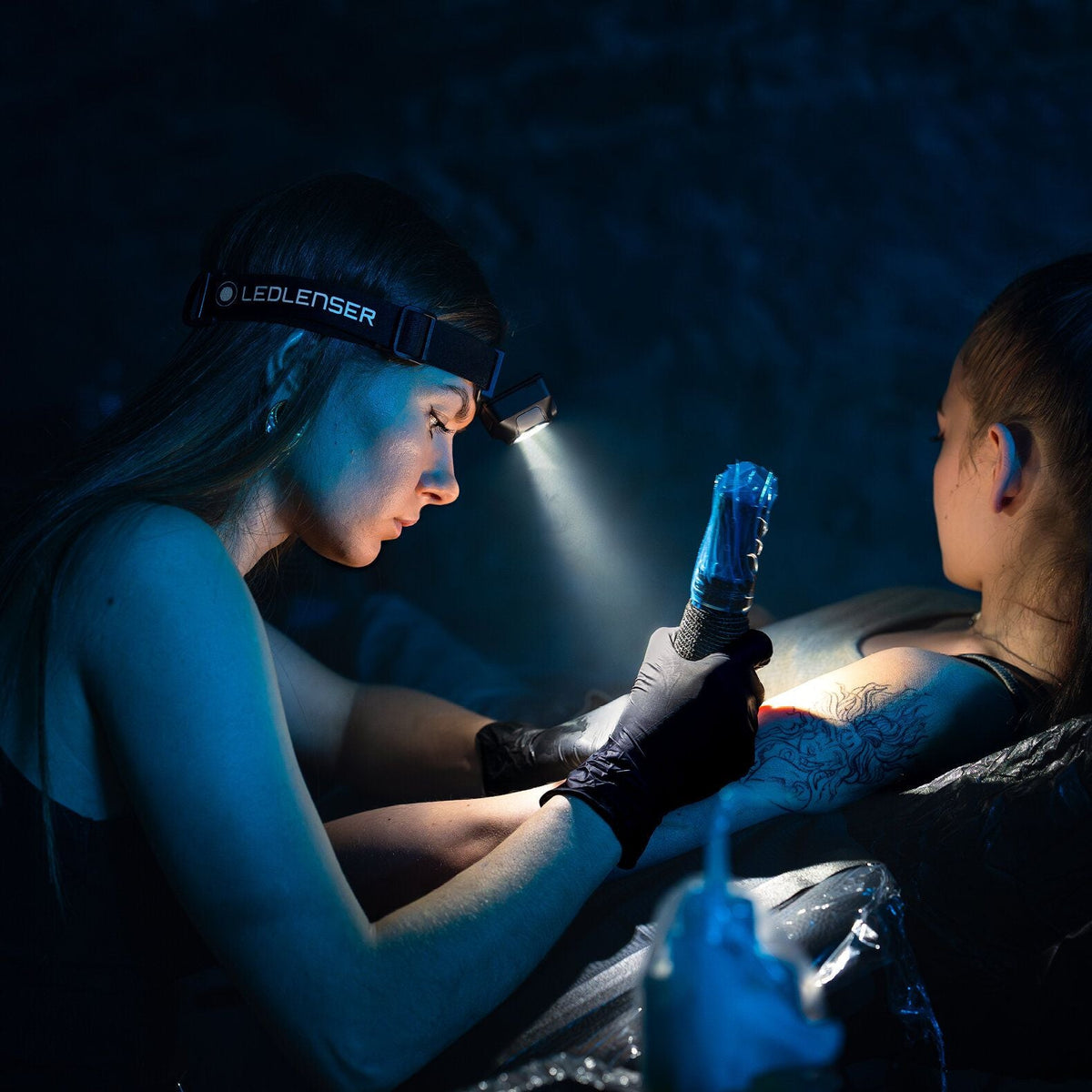PRE-ORDER | HF4 Black Headlamp – image 8