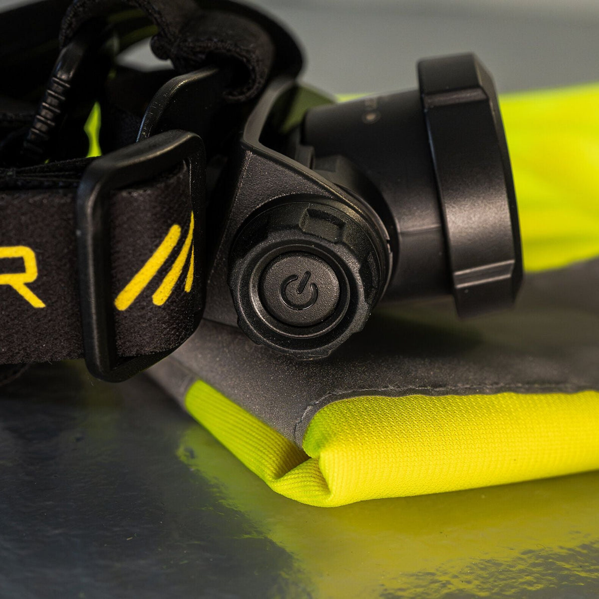 PRE-ORDER | H15R Pro Black Headlamp – image 7