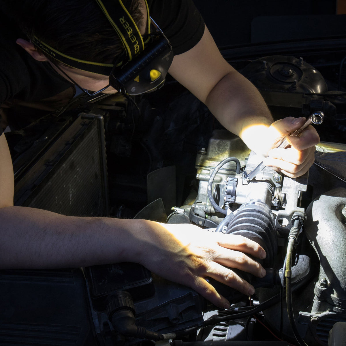 H15R Work Headlamp – image 5