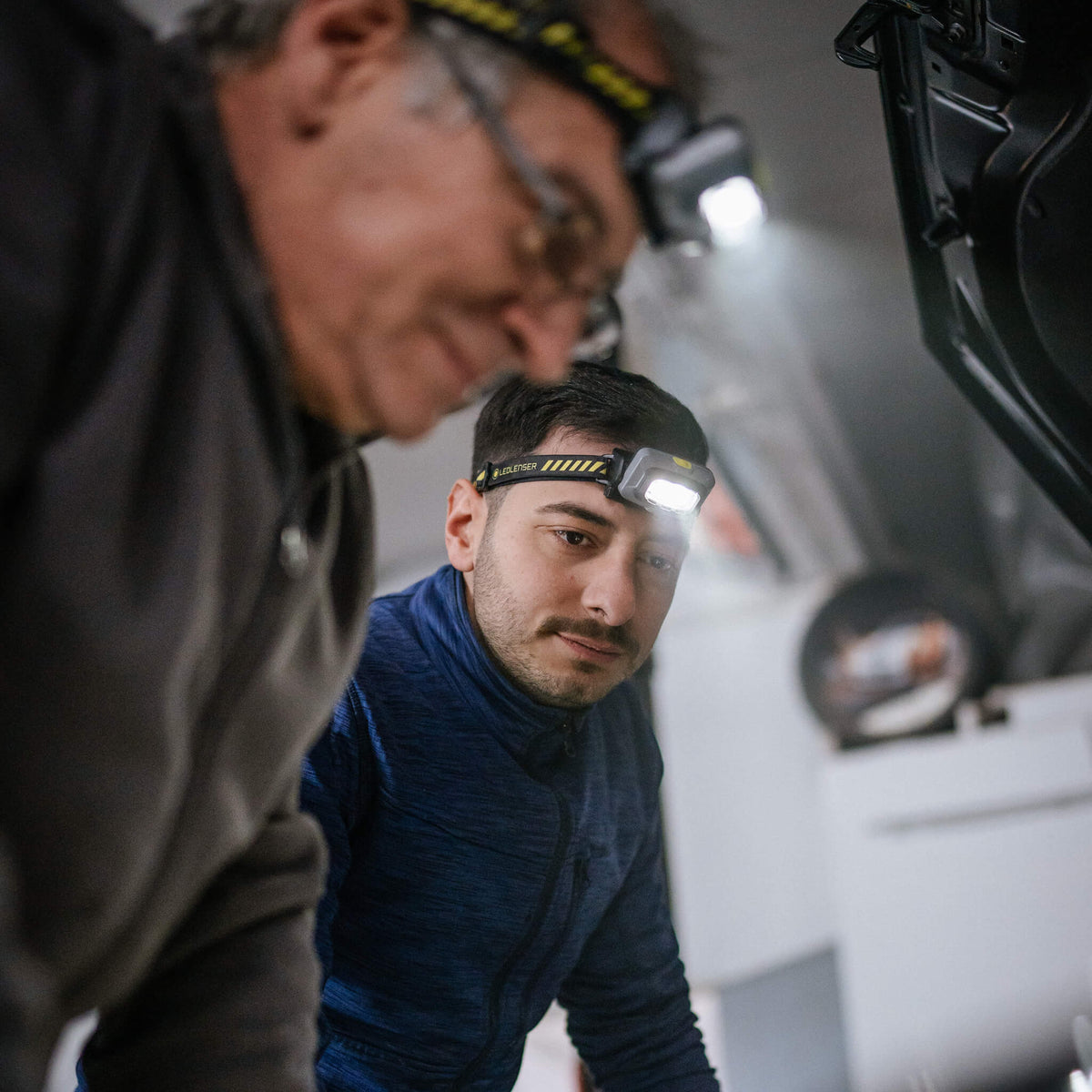 HF6R Work Headlamp – image 2