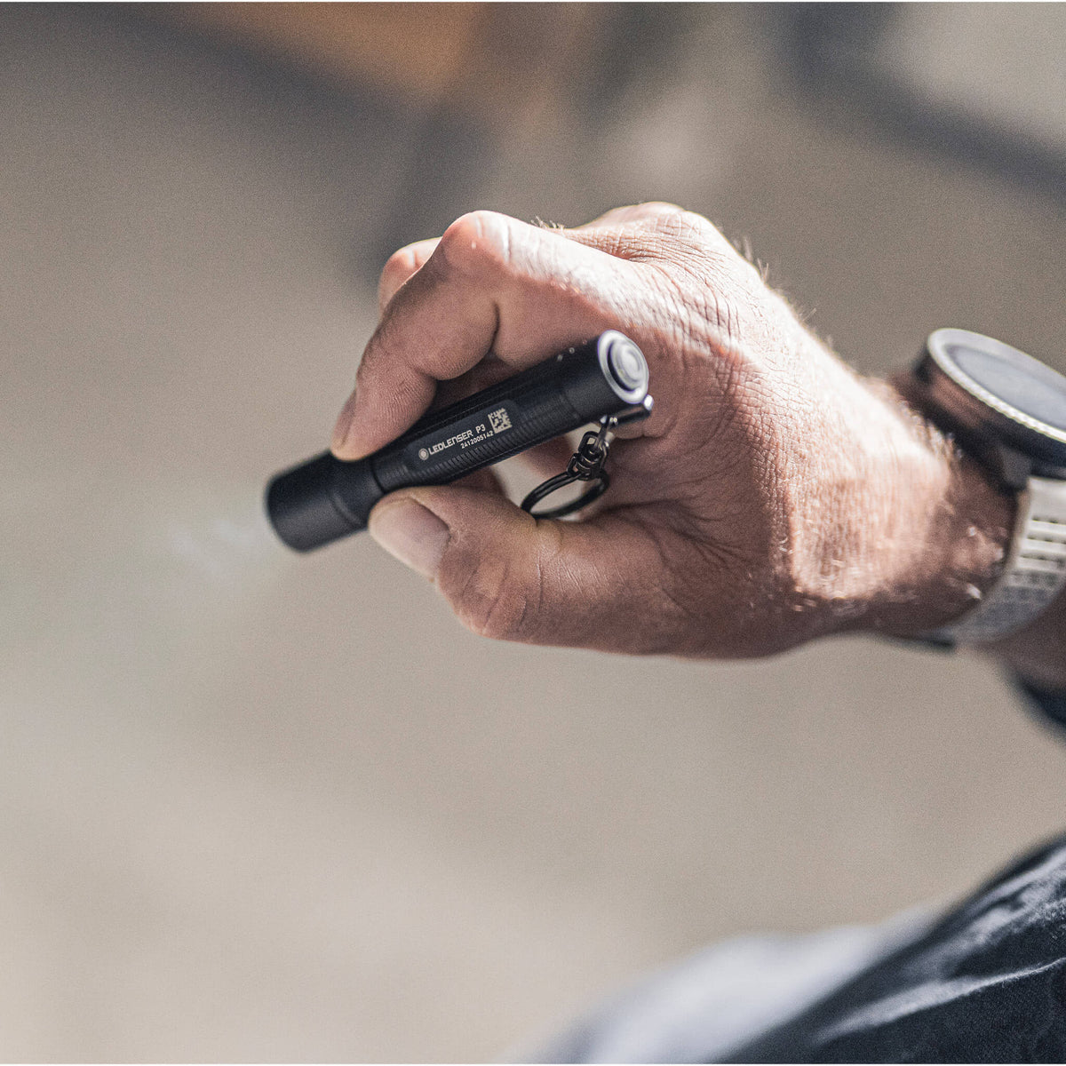 P3 Keychain Flashlight – image 2