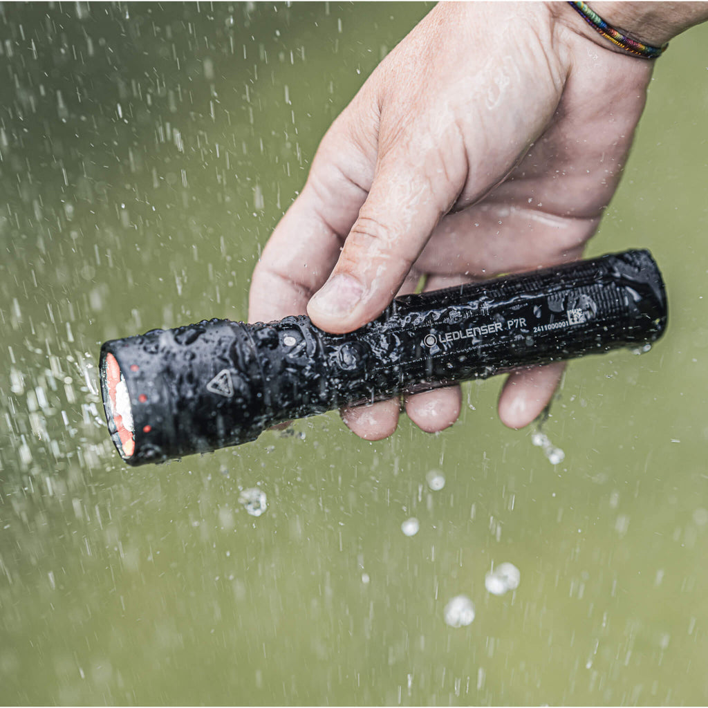 P7R FLASHLIGHT – image 6