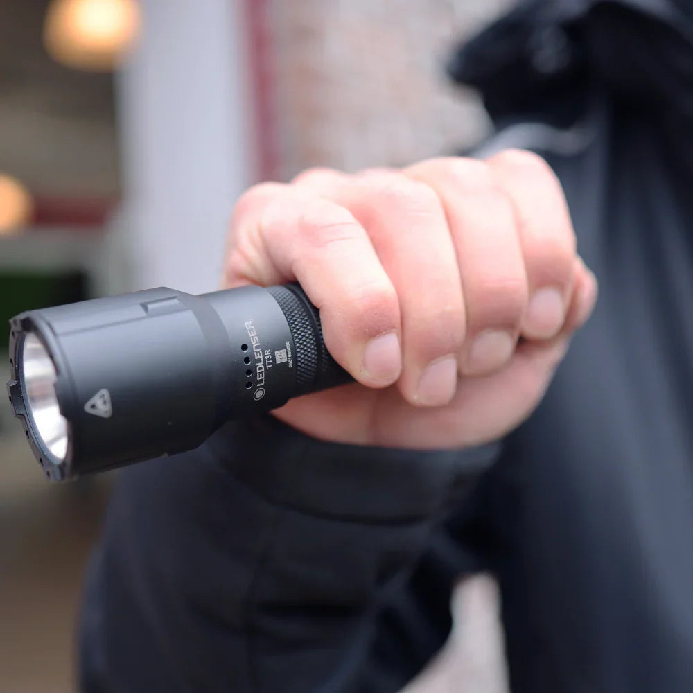 TT3R Flashlight – image 2